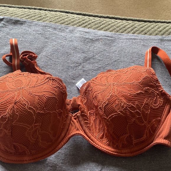 HOST PICK!! Marie Jo Helmut Bra - 36B - Cinnamon - Excellent Condition! - Picture 2 of 3